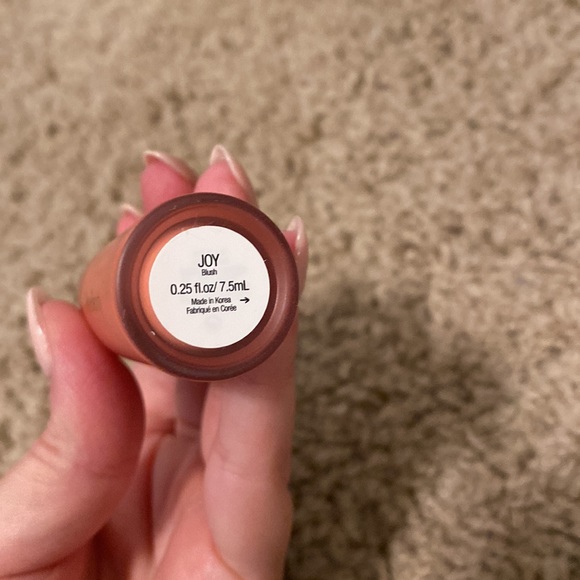 Rare beauty blush in the shade joy - Picture 2 of 2